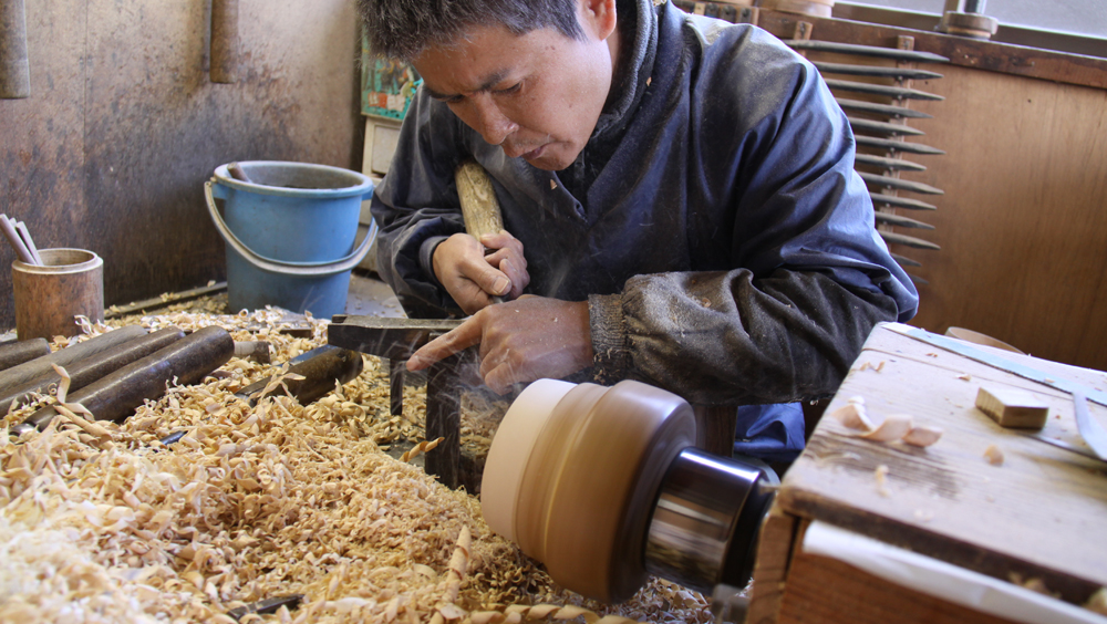 漆器の木製素材