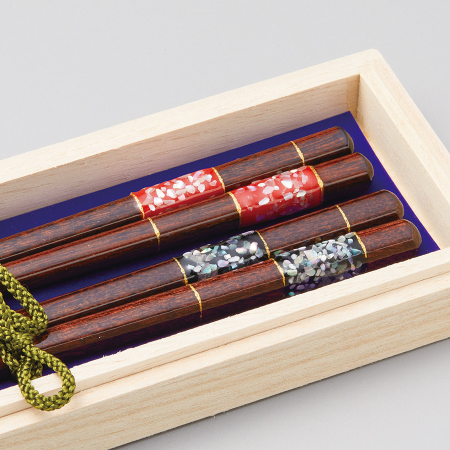 ふたり箸 貝市松 生地呂塗 木製　木箱入り