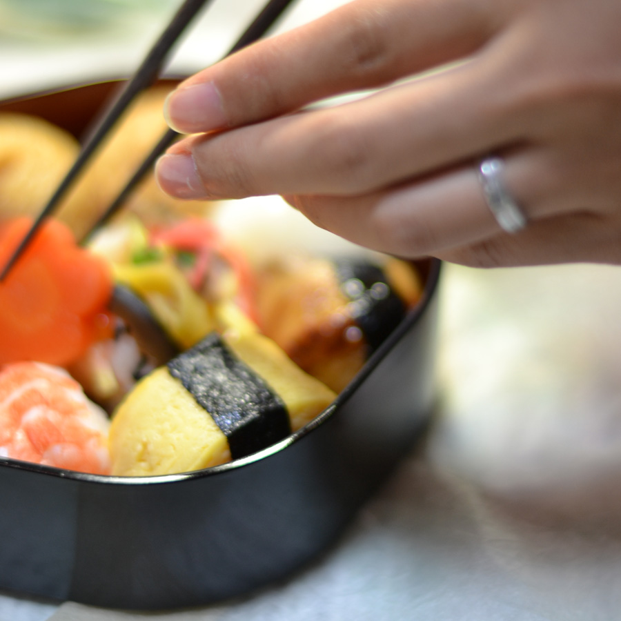 梅型弁当箱 一段ランチボックス 仕切り付き