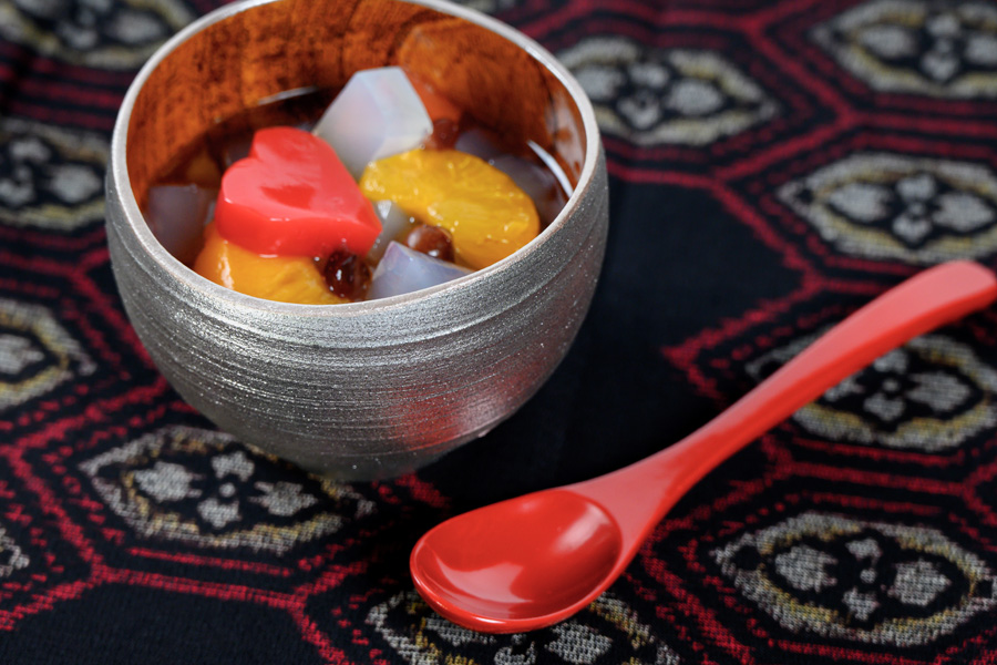 ゆらぎボール 銀嵯美 中 木製 漆塗り